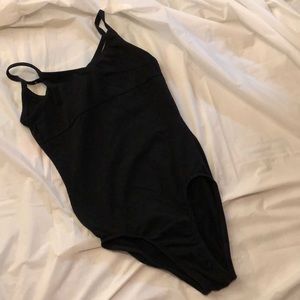 EUC Like new girls 10/12 black leotard